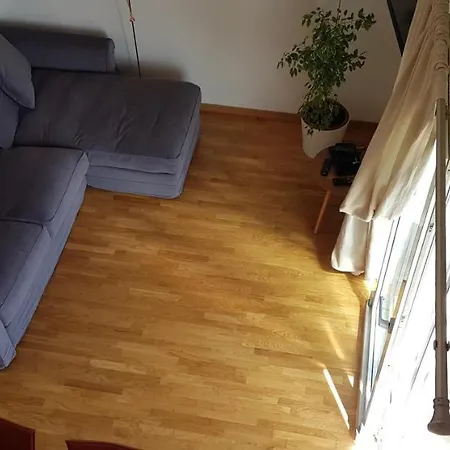 Lela Apartment *